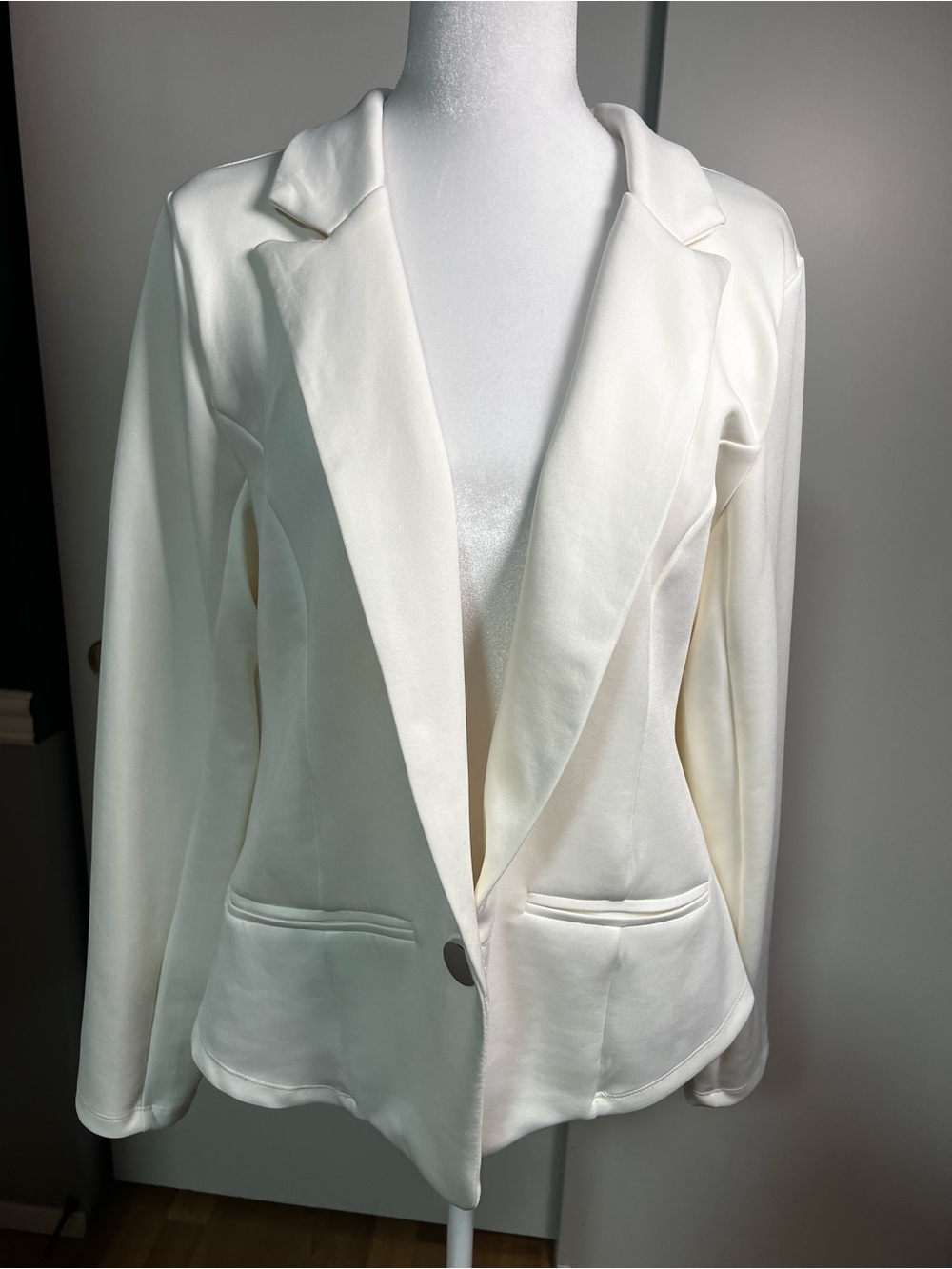 Stoosh Women's Off-White Single-Button Blazer